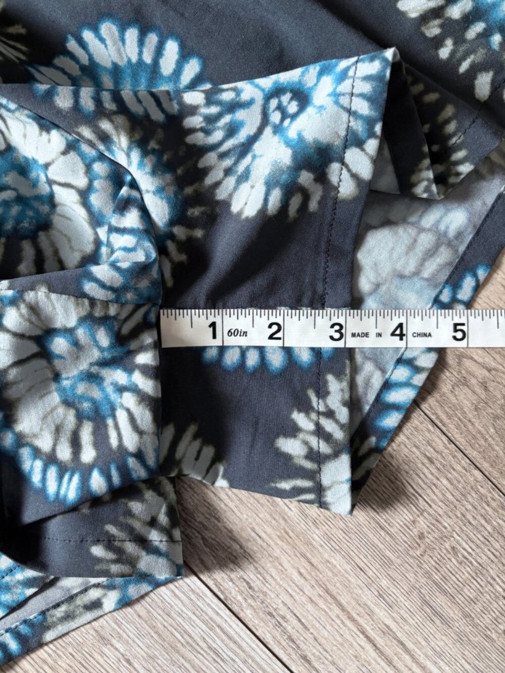 Toad&Co Sunkissed Pull On Shorts Big Sky Blue Tie Dye Womens Medium Gorpcore - Picture 7 of 13